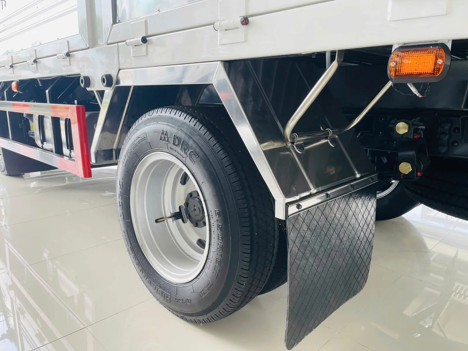 LỐP XE XE TẢI 2 TẤN THACO LINKER T2-5.0