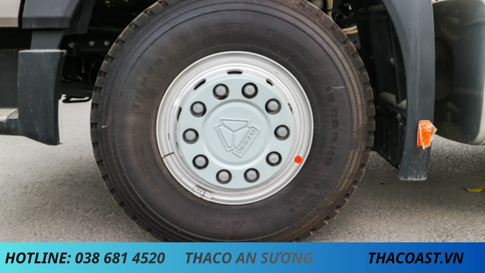LỐP Xe đầu kéo Sinotruk-2 T7H được trang bị cầu 2 cấp