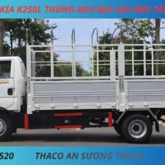 XE TẢI KIA K250L THÙNG MUI BẠT xe tải thùng mui bạt KIA FRONTIER K250L phiên bản nâng cấp toàn diện. Thùng lớn 15,9 $m^3$, động cơ Hyundai mạnh mẽ, trang bị phanh ABS + ESC an toàn vượt trội.