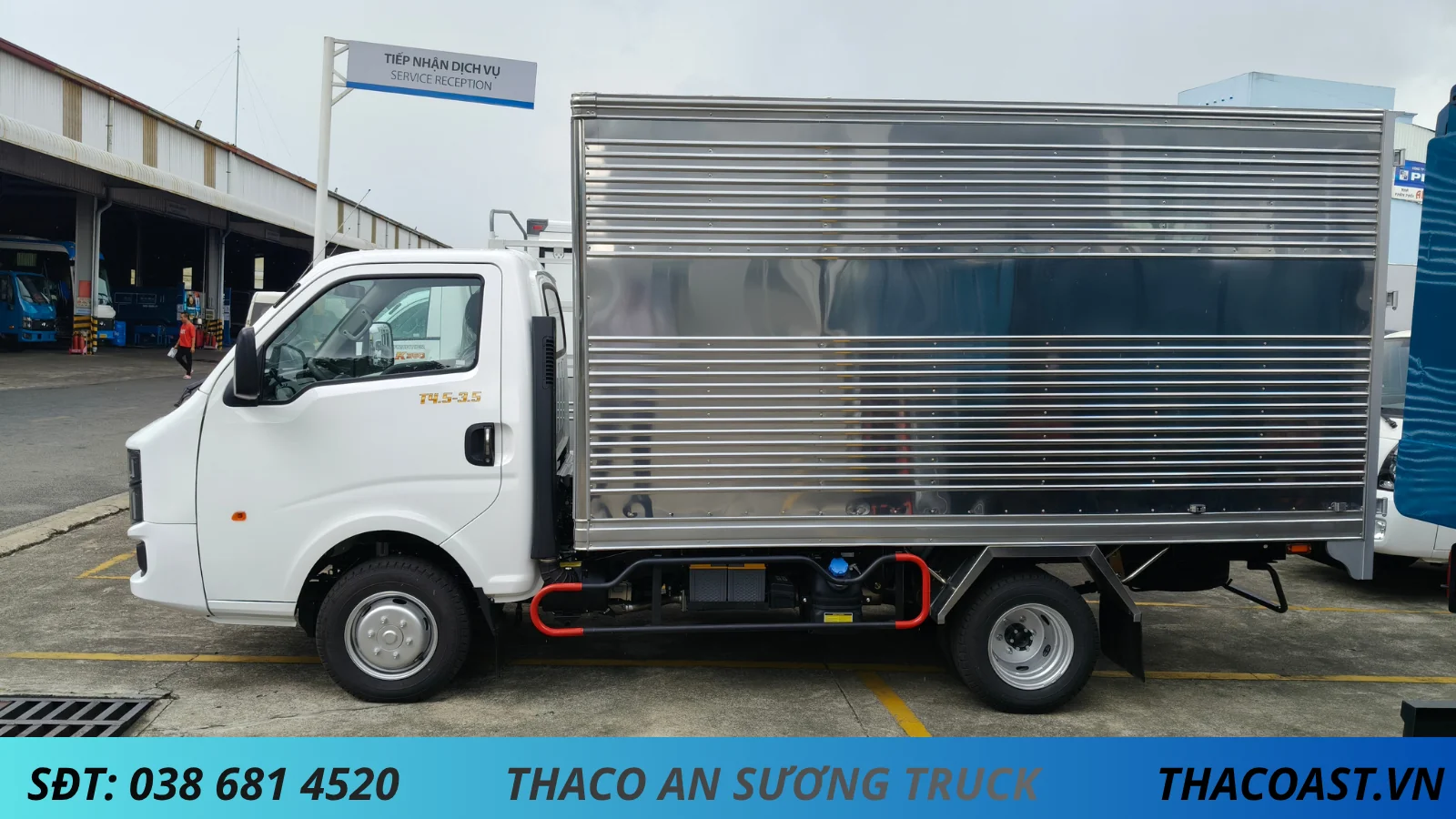 Xe tải Thaco Linker T4.5-3.5 thùng kín dài 3m5 tải 1990kg màu trắng