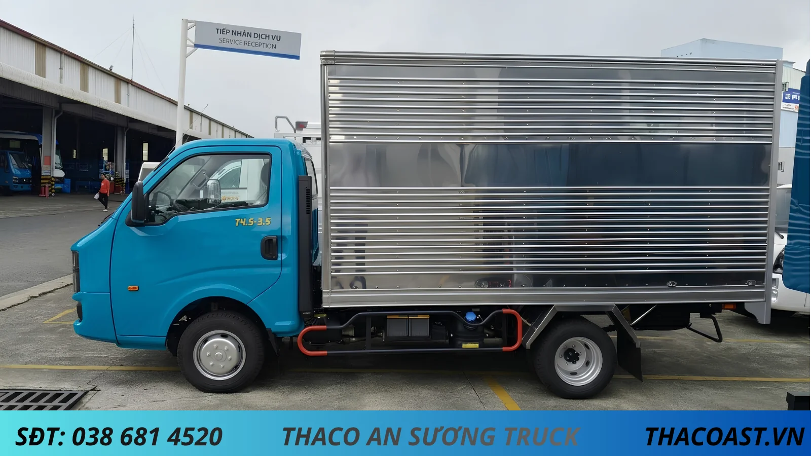 Xe tải Thaco Linker T4.5-3.5 thùng kín dài 3m5 tải 1990kg màu xanh dương