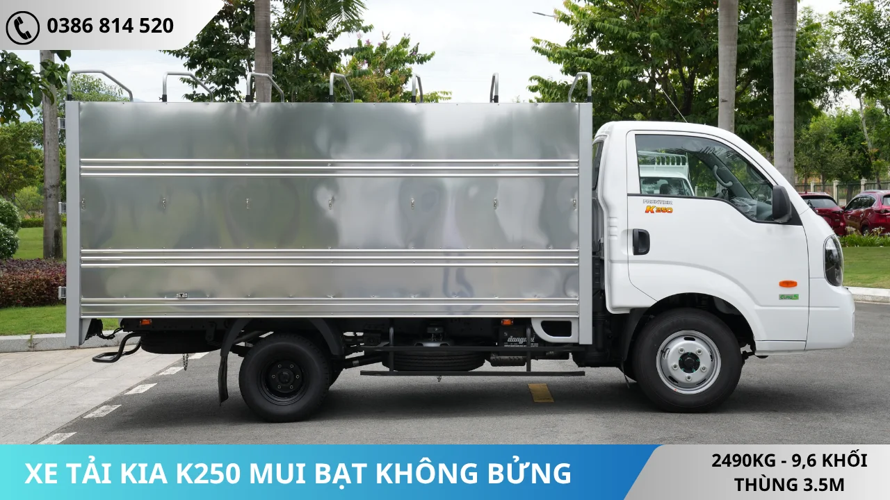 Mặt hông Xe tải Kia K250 thùng mui bạt không bửng