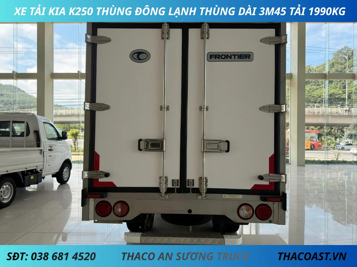 KIA K250 THÙNG ĐÔNG LẠNH (8) XE TẢI 2 TẤN KIA K250 THÙNG ĐÔNG LẠNH DÀI 3M45