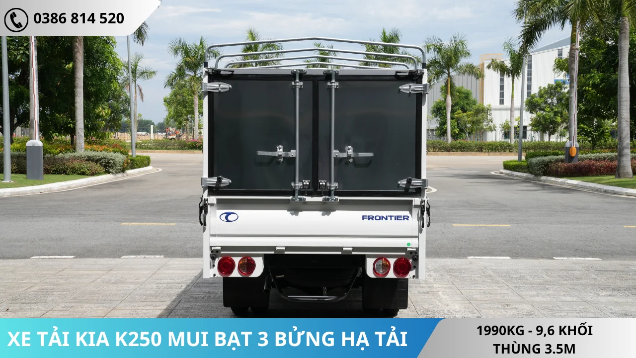 Đuôi xe Kia K250 thùng mui bạt mở 3 bửng hạ tải
